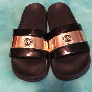 Michael Kors Size 9 slides!